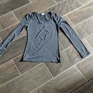 Zenana Outfitters long sleeve t size small